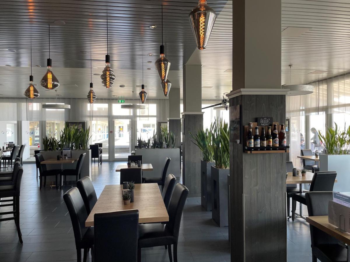 Airporthotel Гренхен Екстериор снимка