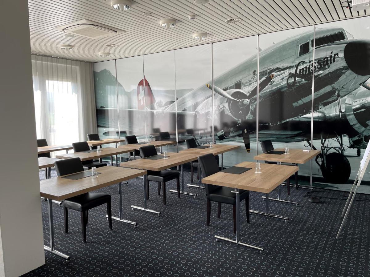 Airporthotel Гренхен Екстериор снимка