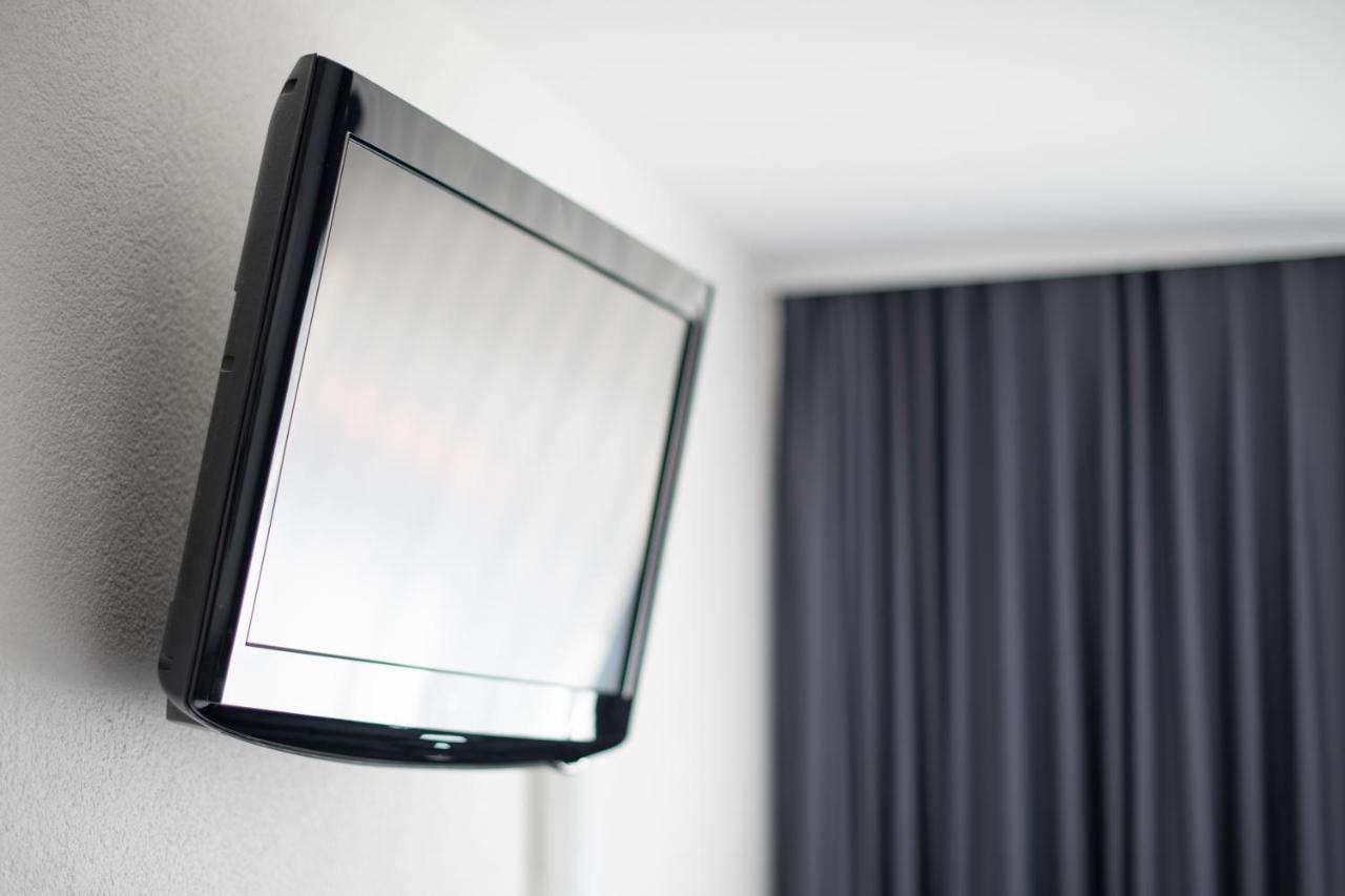Airporthotel Гренхен Екстериор снимка
