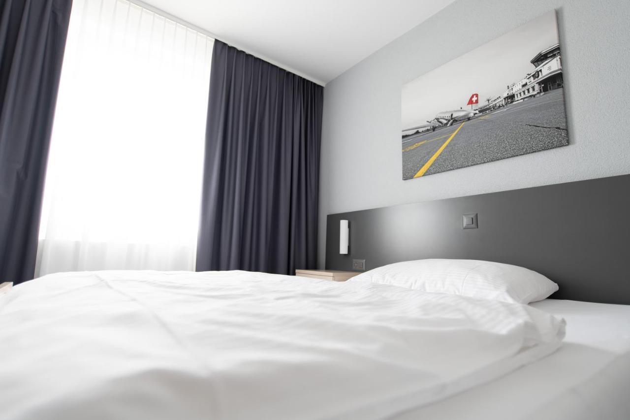 Airporthotel Гренхен Екстериор снимка
